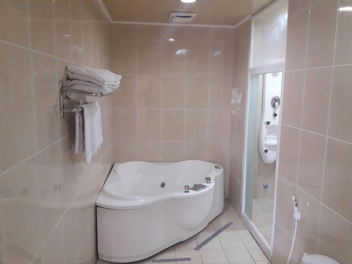 Regin Business Motel Luzhu Luaran gambar